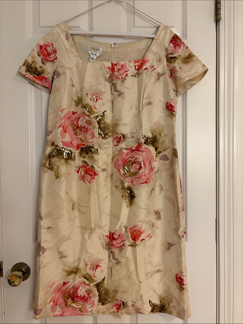Talbots Cream Floral Shift Dress with Pink Rose Accents